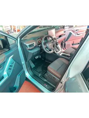 Thảm sàn TPE cho xe Innova Cross Thảm sàn TPE NCar cho xe Innova Cross - Cao cấp dễ vệ sinh